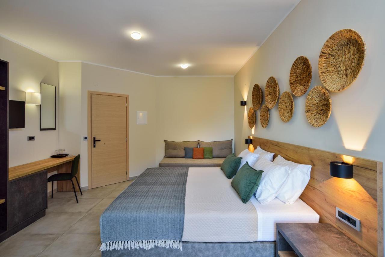 Ilingas Mare Aparthotel Khóra Sfakíon Exteriör bild