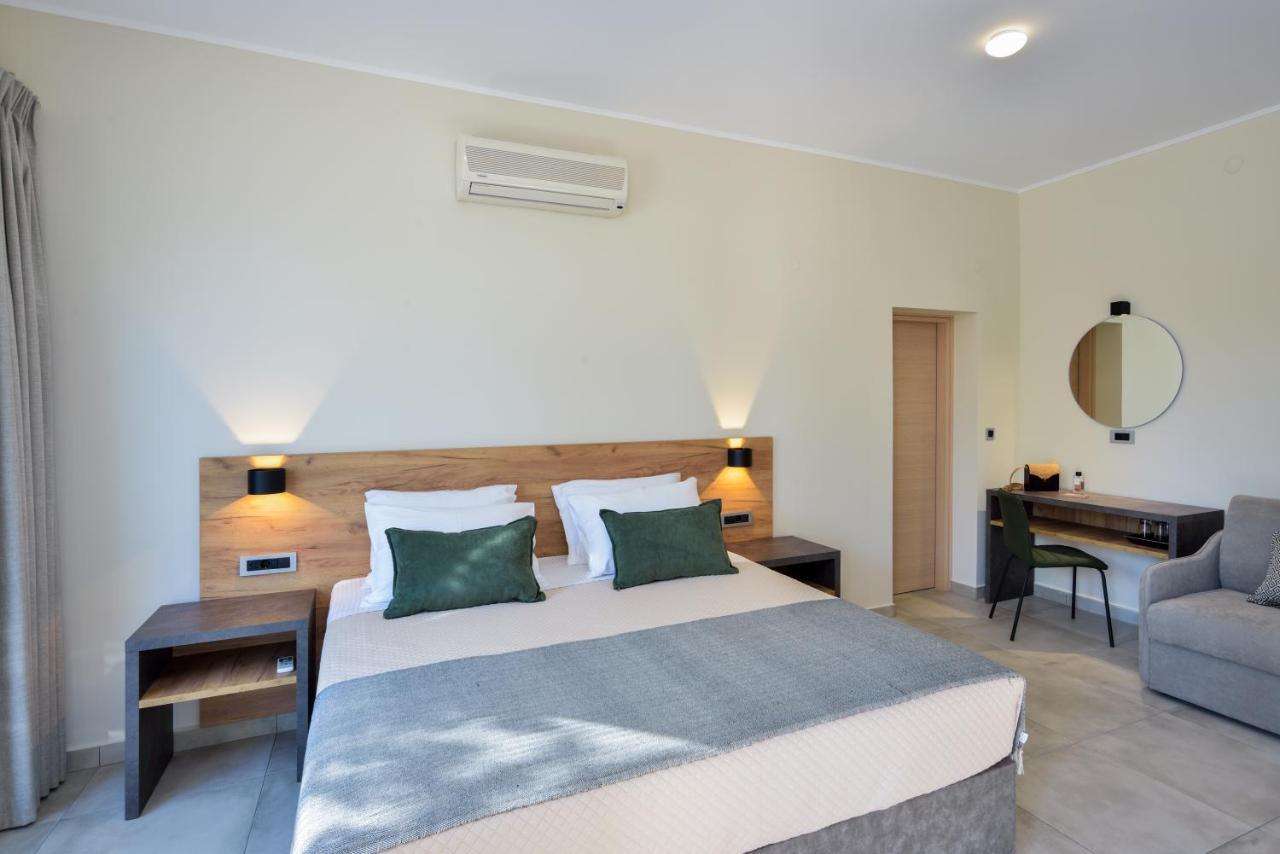Ilingas Mare Aparthotel Khóra Sfakíon Exteriör bild